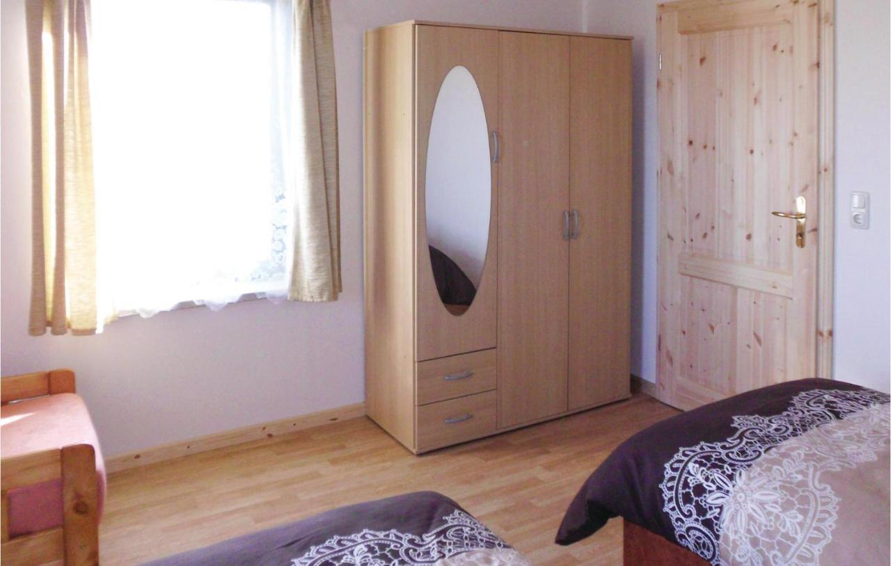 1 Bedroom Amazing Apartment In Settin Exterior foto